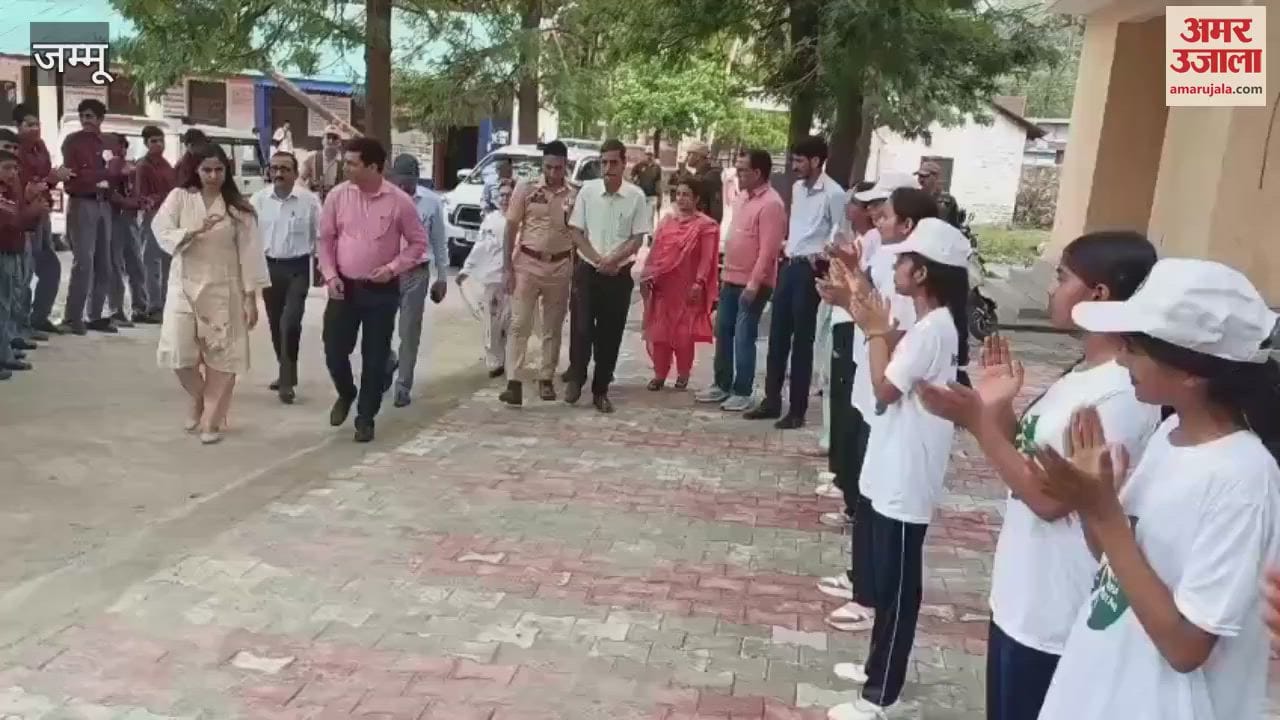 Say no to drugs; Reasi students take oath for a drug-free India