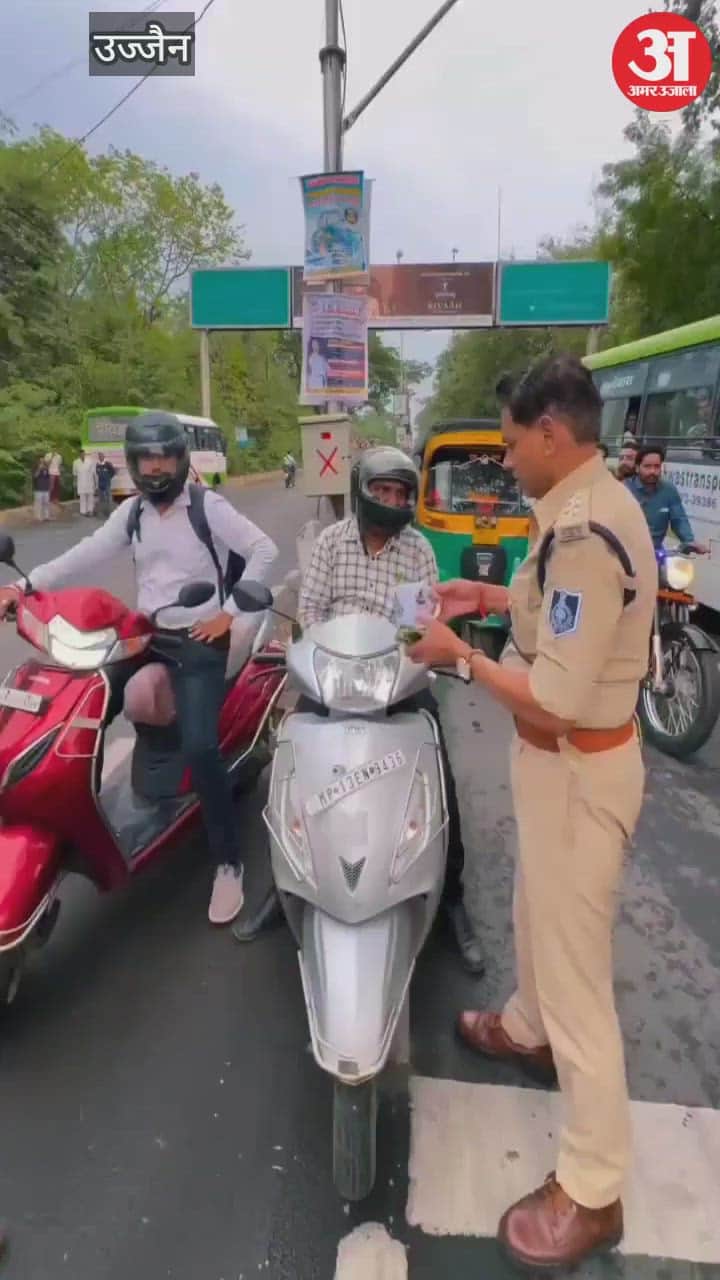 Unique traffic awareness campaign in Ujjain: If you wear a helmet, you get respect