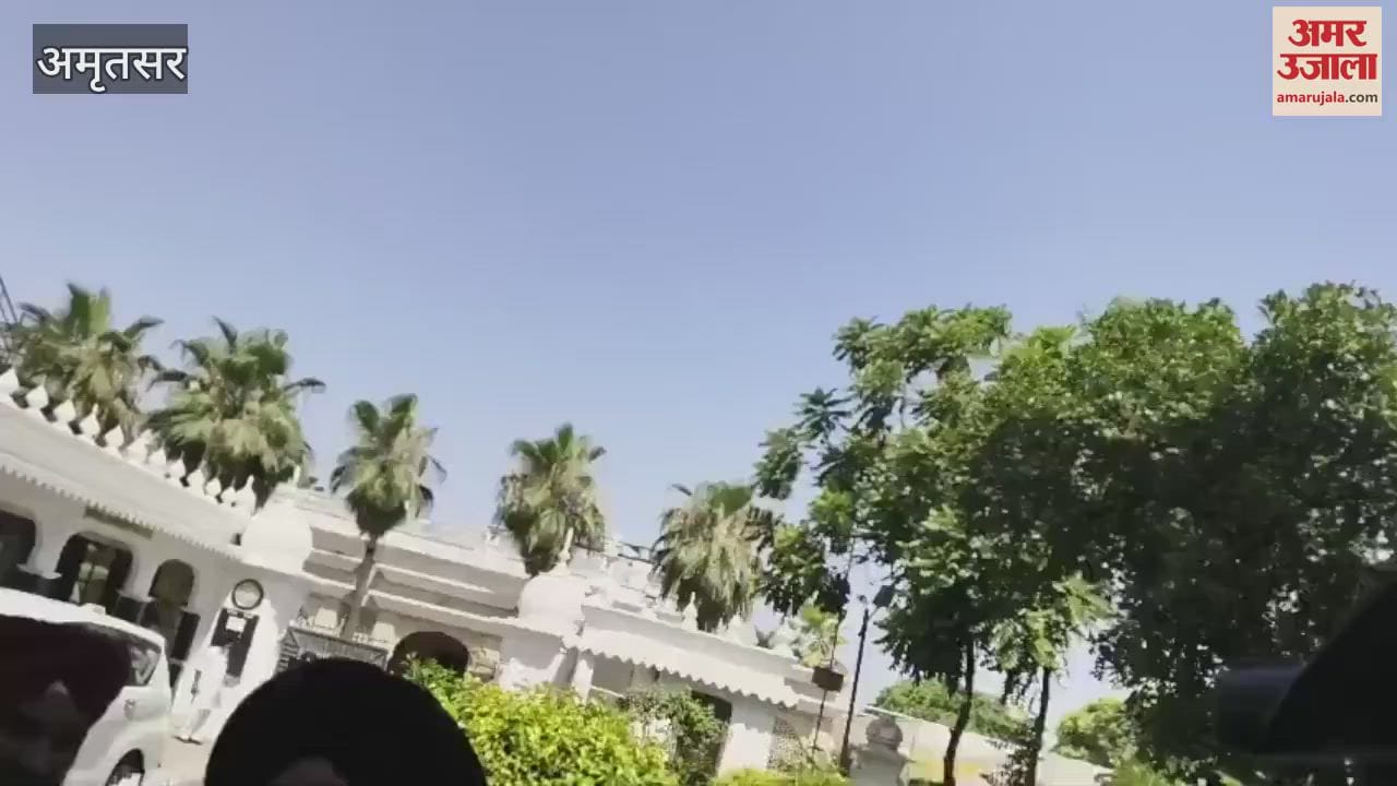 A person tore Gutka Sahib near Sri Harmandir Sahib