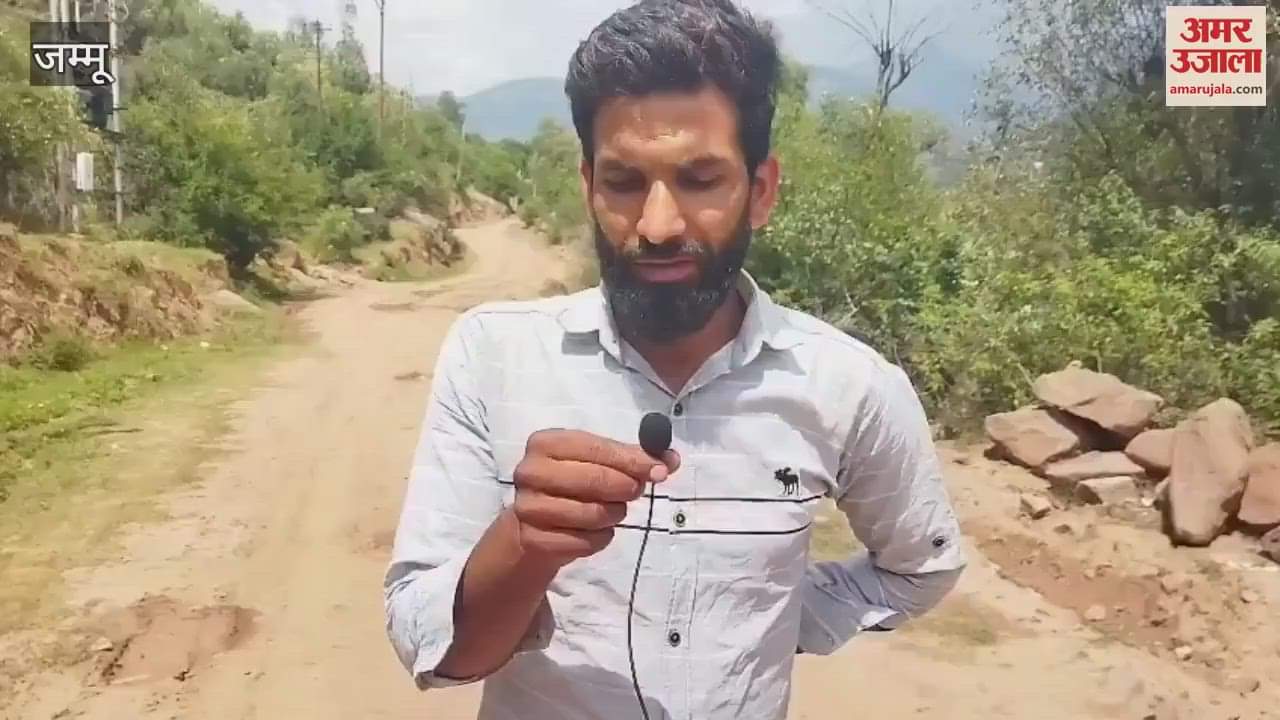 No vehicle, travel on foot... Life is a struggle from Chinani to Chasku