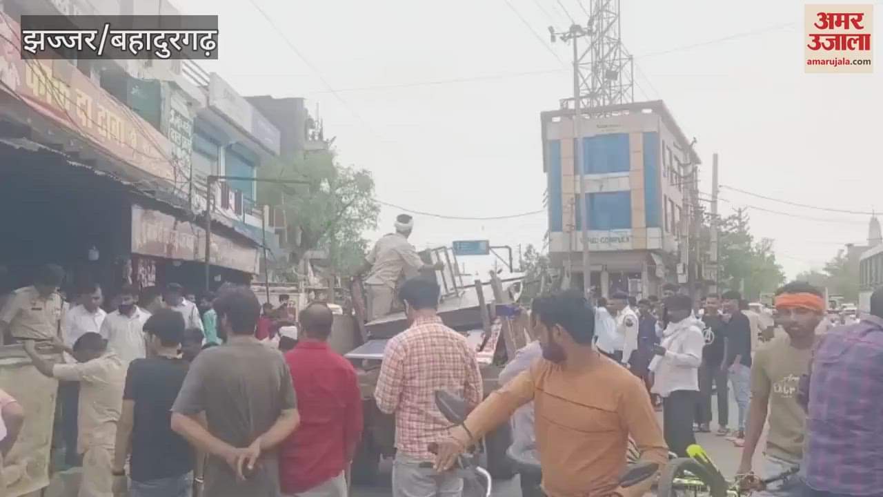 Council launched anti-encroachment drive in Jhajjar, traffic police cracked down on illegally occupying shopkeepers