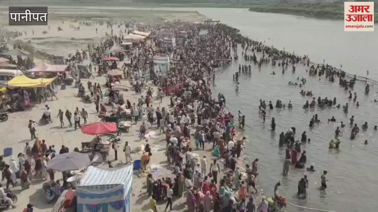 Devotees took a dip in the Yamuna on Ganga Dussehra in Panipat