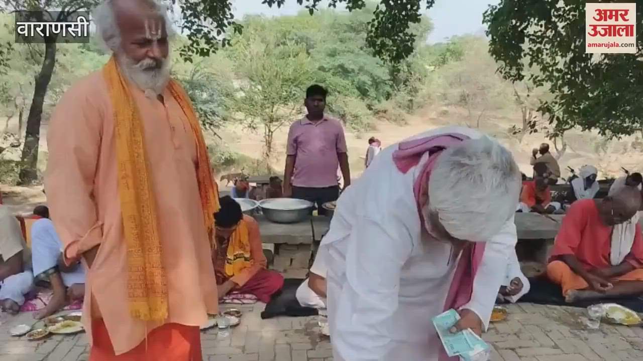 Bhandara was organized at ancient Hanuman temple samajwadi party leader served saints
