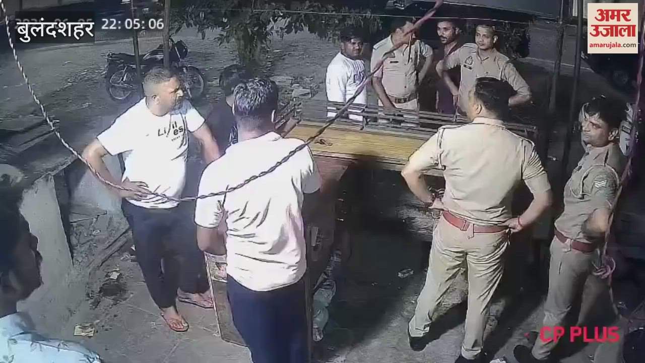 Inspector beat up confectionery operator in Bulandshahr