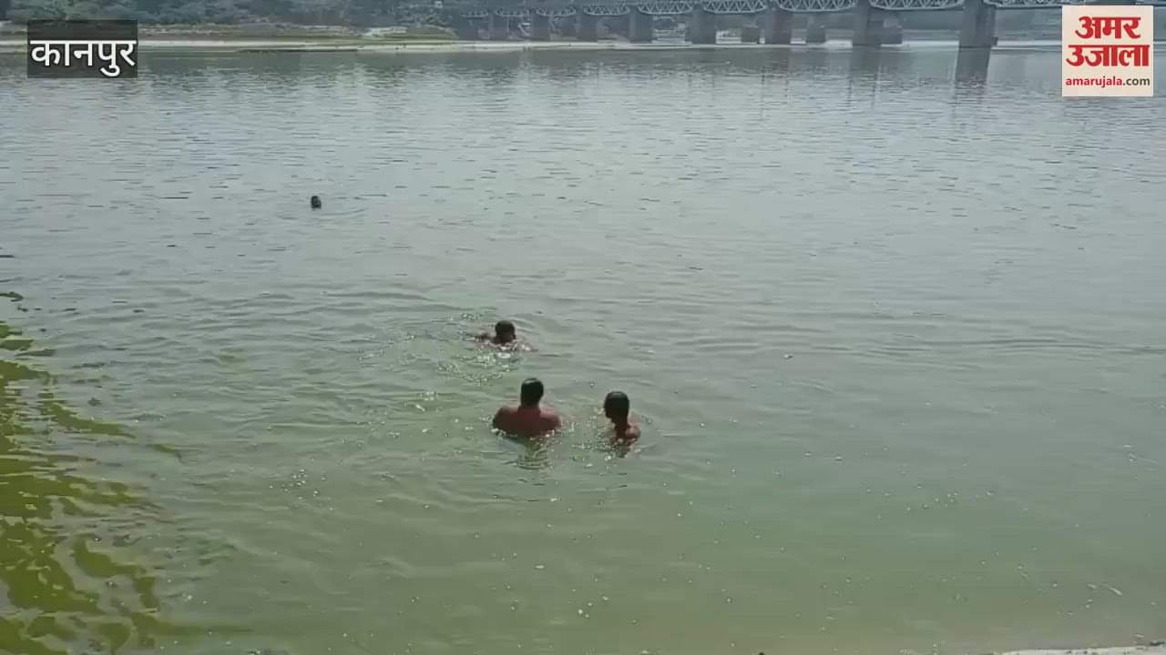 Five friends drowned while bathing in Ganga, three were saved by priest, one's body was found