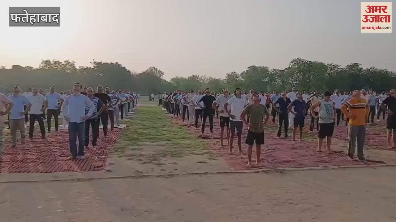 Yoga camp successfully organized in Fatehabad Police Line, officers and employees practiced yoga
