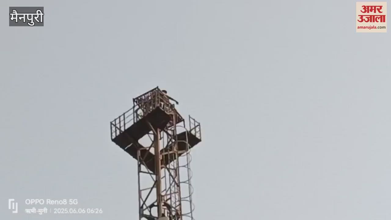 most shockinng video hanuman bhaqt naushad slept after placing a cot on top of tower everyone surprise