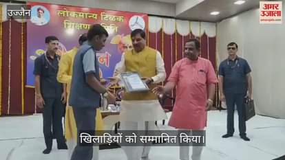 ujjain cm visit guru connects darkness to light