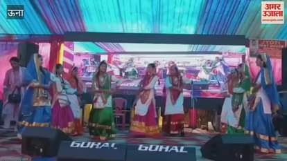 Una Cultural colours abound on the second day of Peeplu fair school children and artists mesmerized the audience