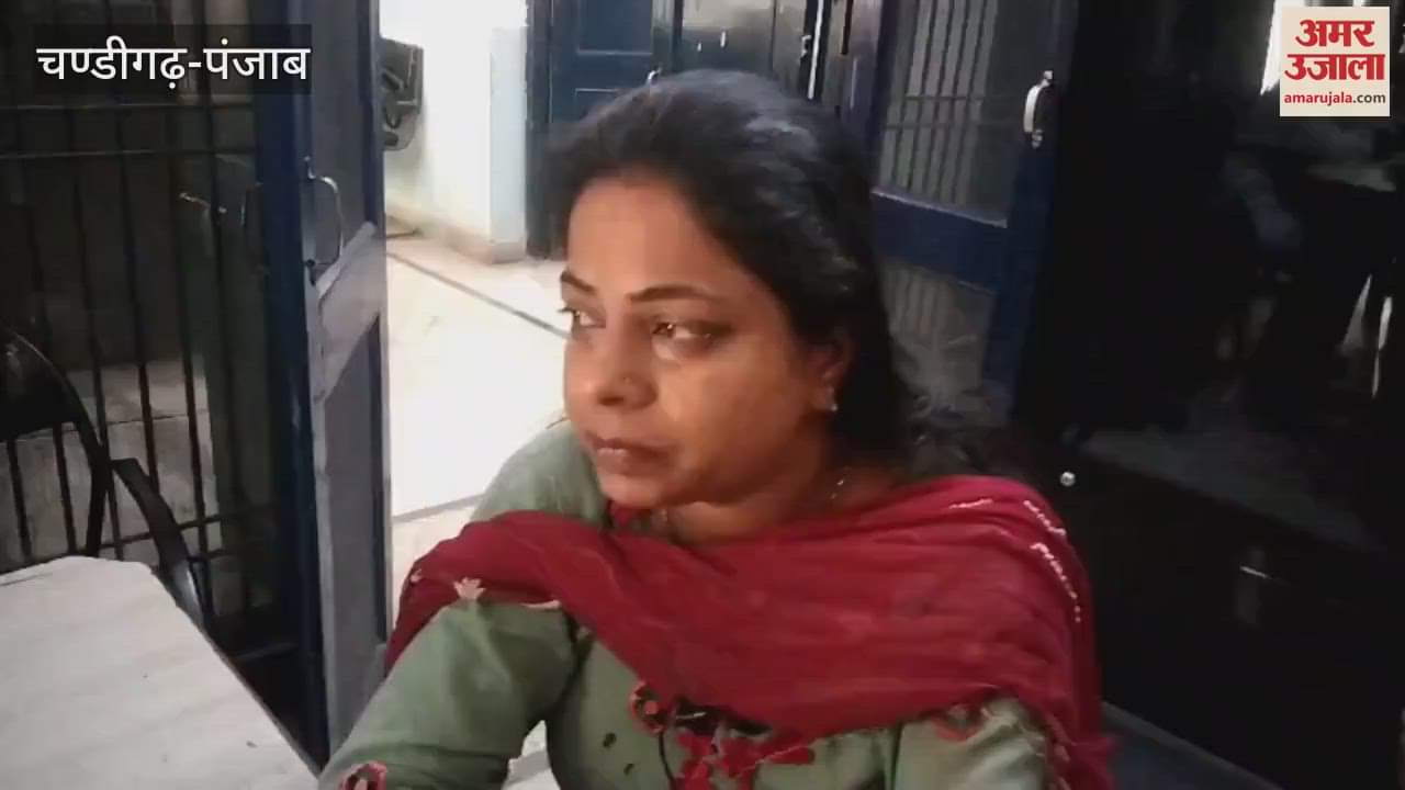 Robbers looted a woman in broad daylight in Pathankot