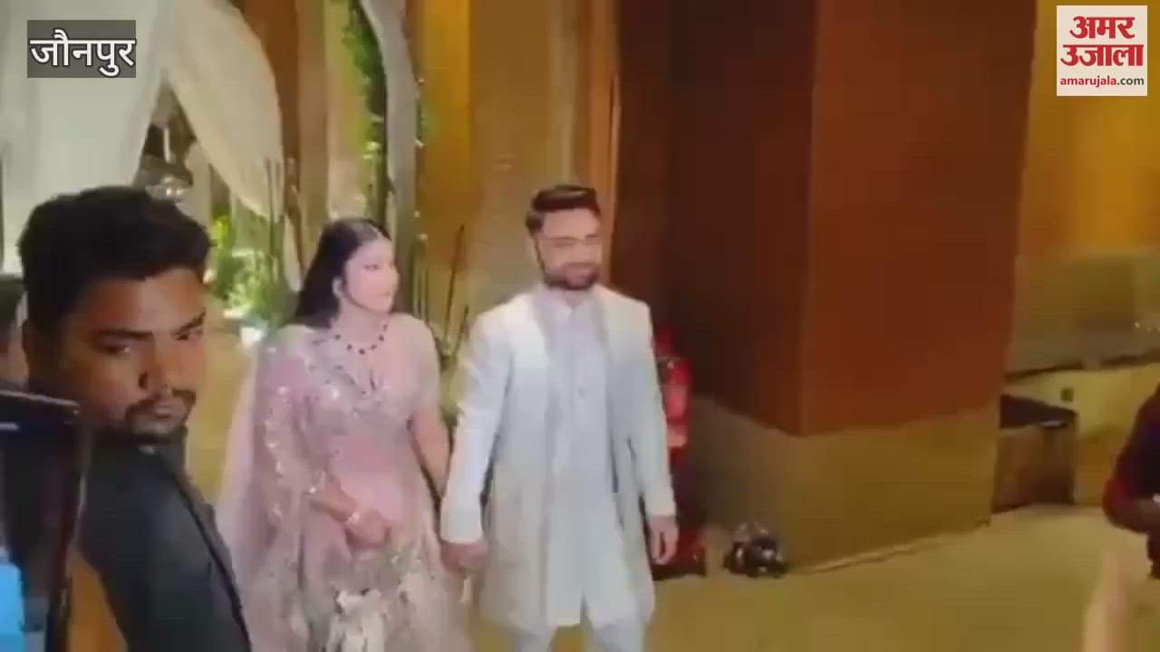 Rinku and Priya reached hall holding each other hands watch VIDEO