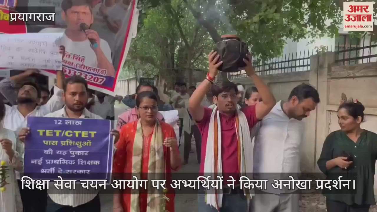 No recruitment for two years, artists drew attention from the commission, hung pots wrapped in black clothes.