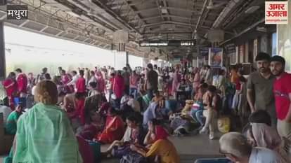 People came to visit Braj Nagari during summer vacation