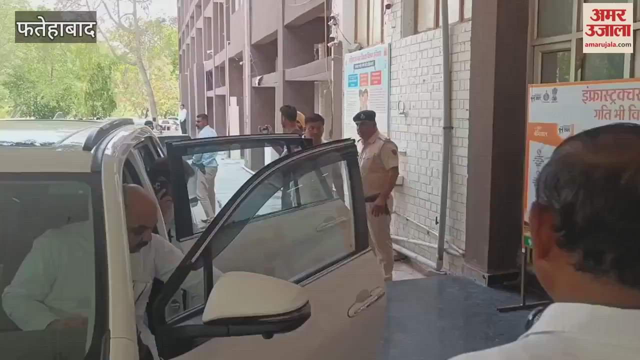 exhibition was organized in Fatehabad Mini Secretariat Complex on the completion of 11 years of the Central Government