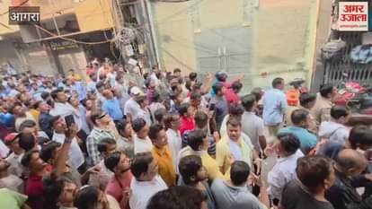 Fire broke out at Kinari Bazaar in many people injured