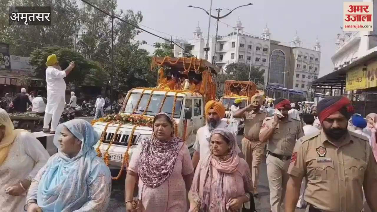अमृतसर में निकाला फतेह मार्च