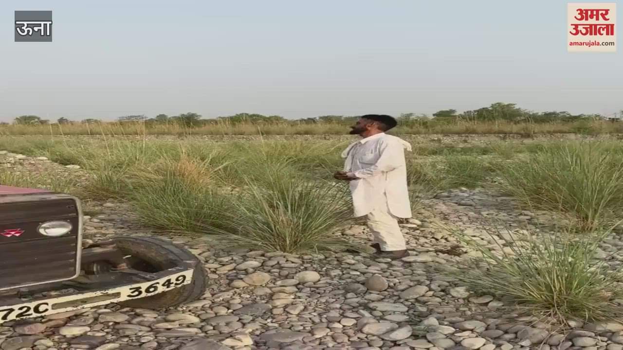 Una Illegal mining in Takarla Khad villagers stopped a tractor loaded with stones police took action