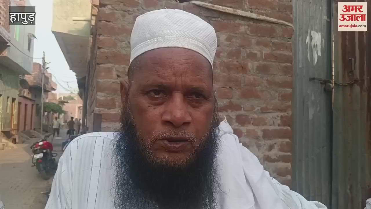 One died in a collision with an unknown vehicle in Hapur