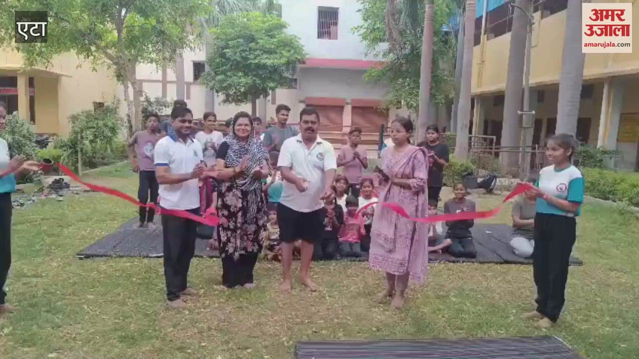 11th International Yoga Week begins