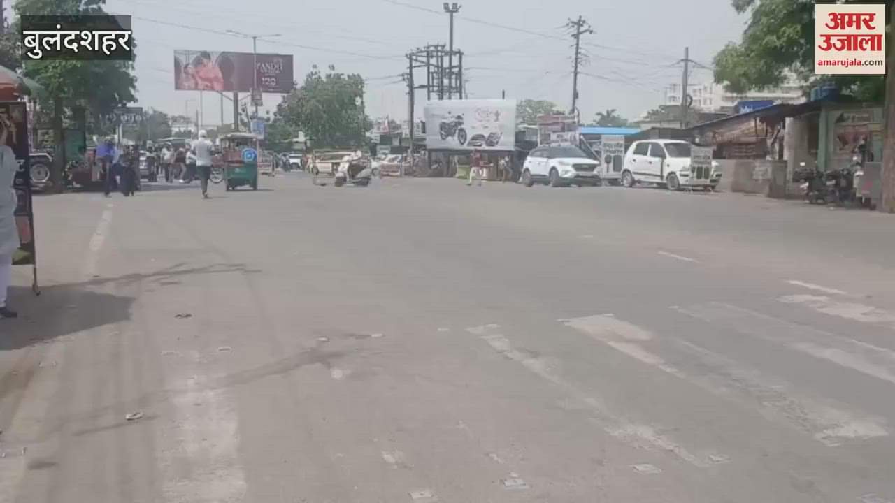 Clouds thundered in Bulandshahr in morning then heat tormented