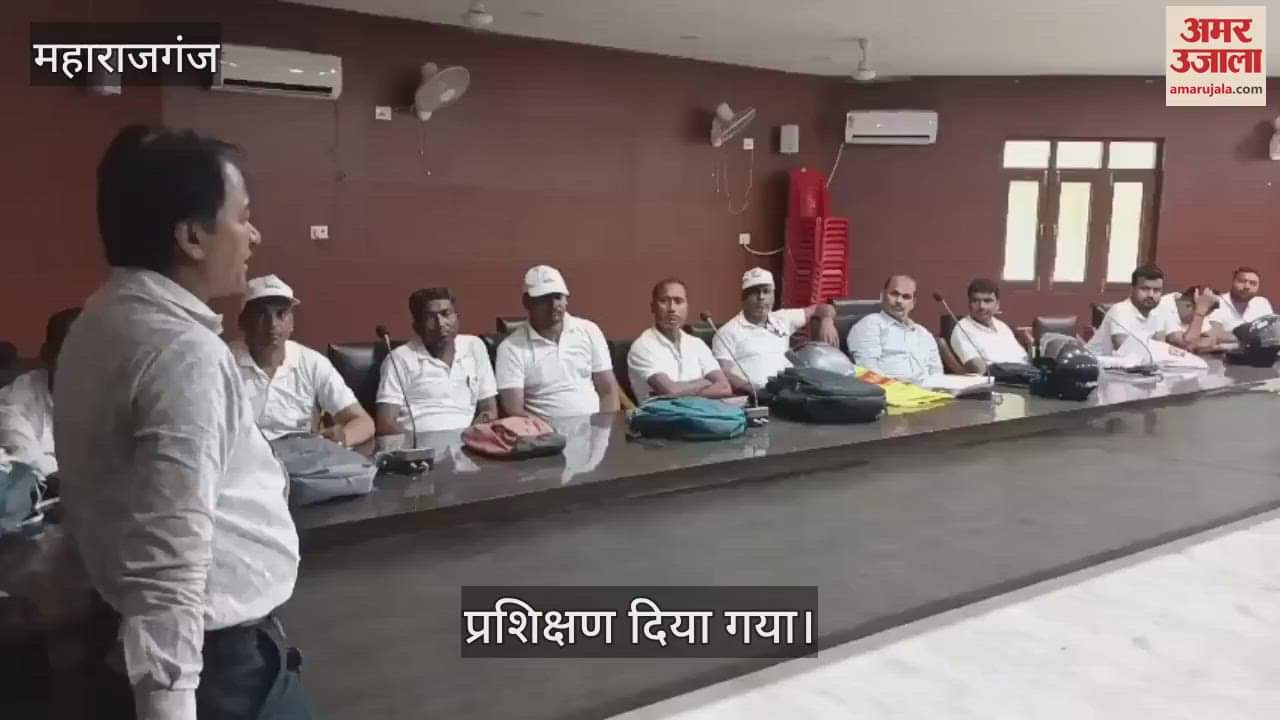 Training given to fertilizer and seed shopkeepers