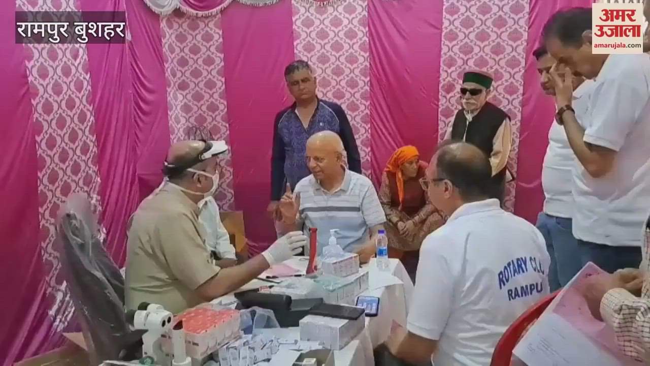 Rampur Bushahr Rotary Club Rampur organized the first free eye checkup camp in Satyanarayan temple premises