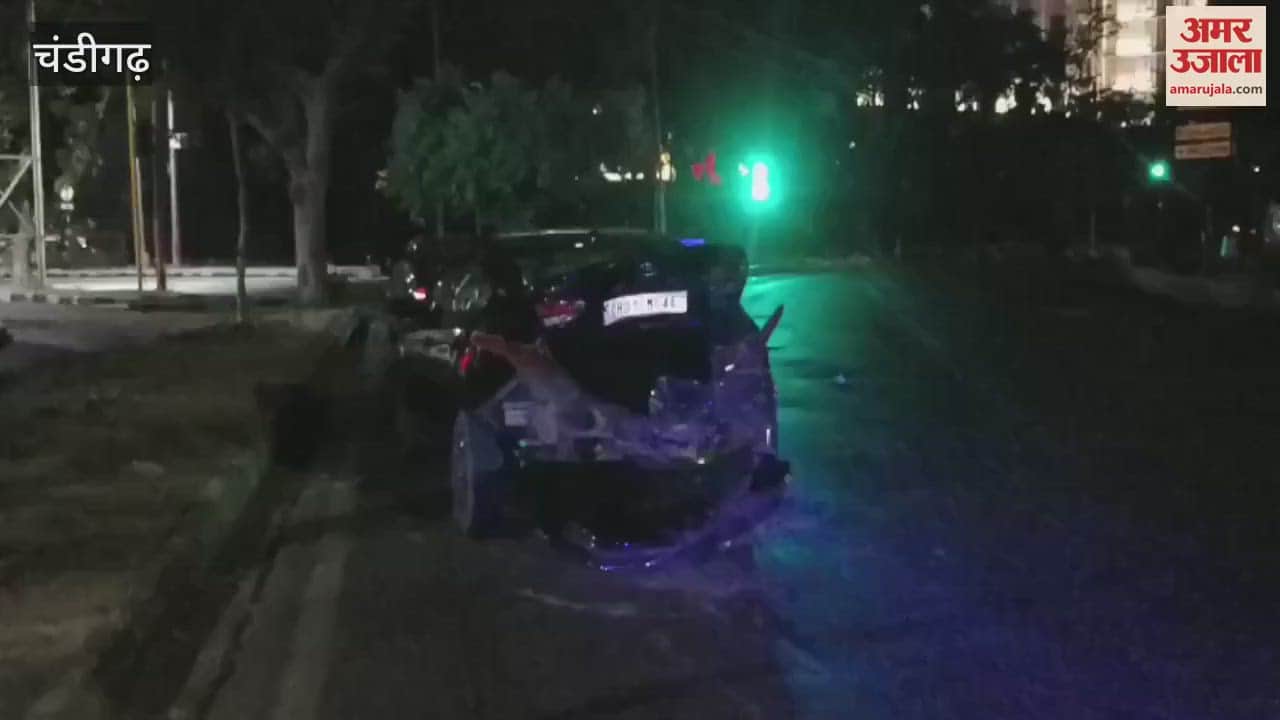car hit a car parked at a traffic light at Piccadilly Chowk in Chandigarh