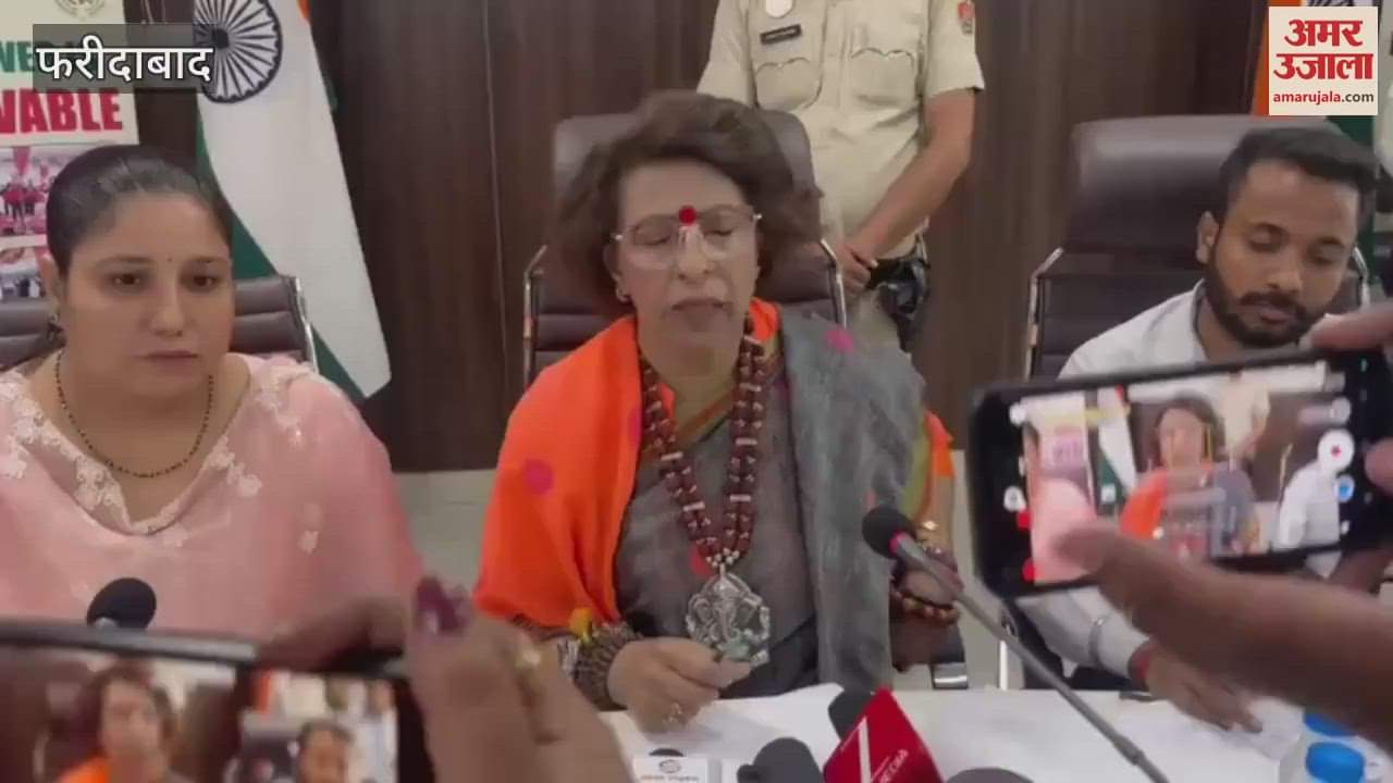 Public hearing of the Chairperson of Haryana State Women Commission at the Mini Secretariat