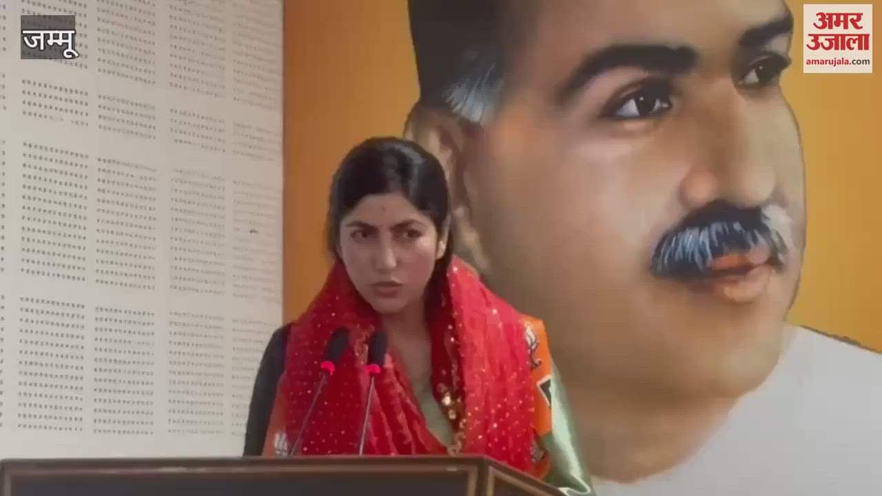 Bani's Congress leader Kajal Rajput joined BJP, joined at Trikuta Nagar headquarters