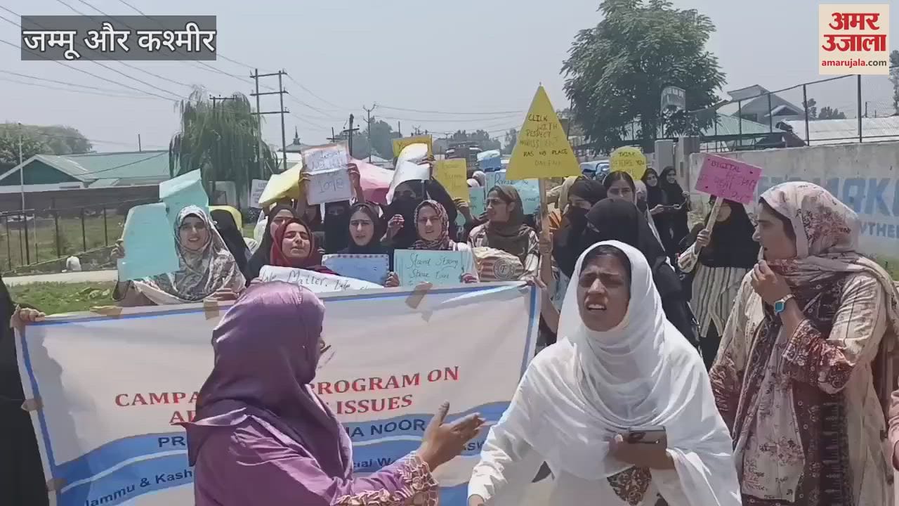 JKASW Organises Day-long Campaign in Hajin to Empower Adolescent Girls
