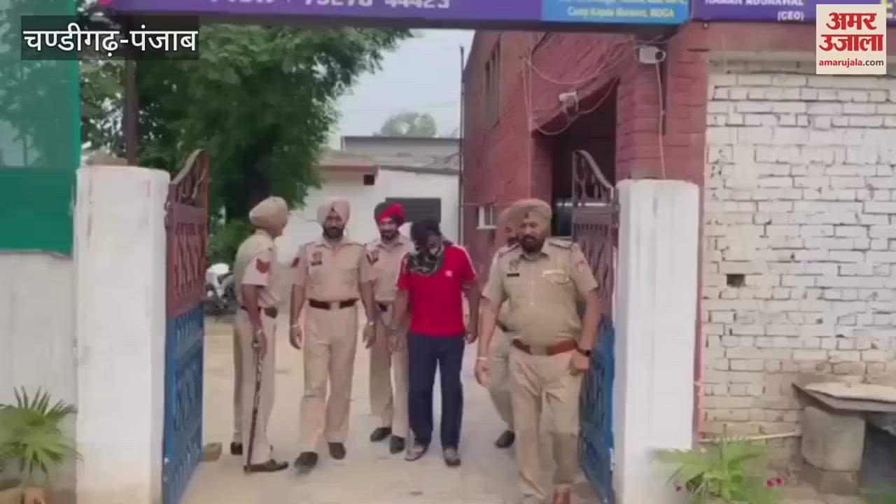 person arrested with drugs and a motorcycle without number plate in Moga