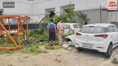 crane fell on vehicles during construction work going on at Jalandhar Cantt station