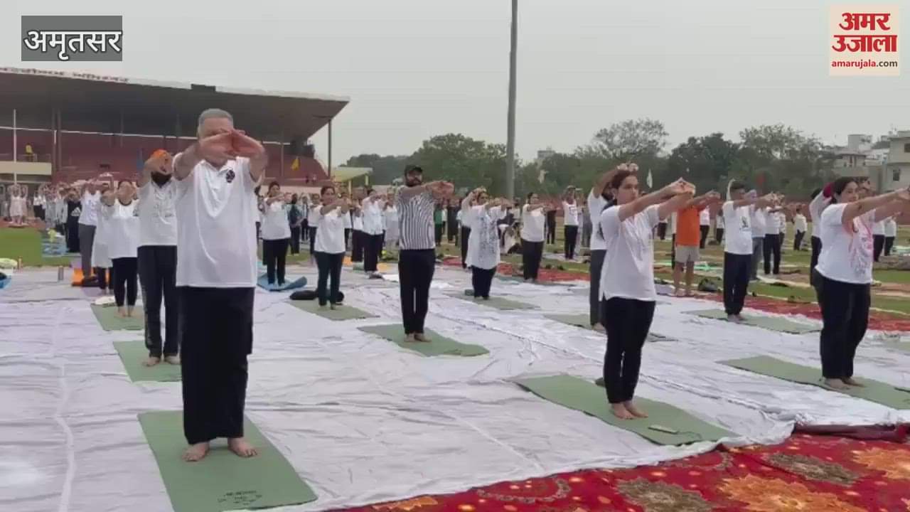 Health Minister Balbir Singh took part in the program organized on Yoga Day in Amritsar
