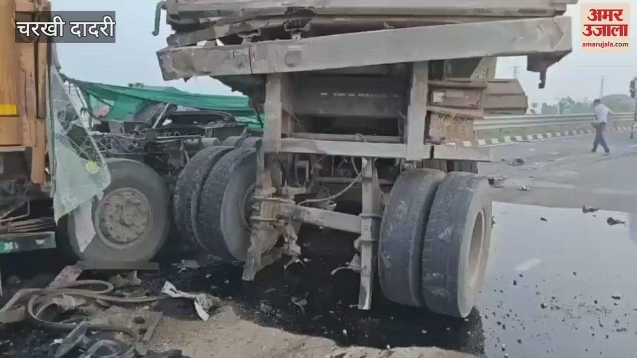 Charkhi Dadri NH 152D Canter and truck collide two driver dies