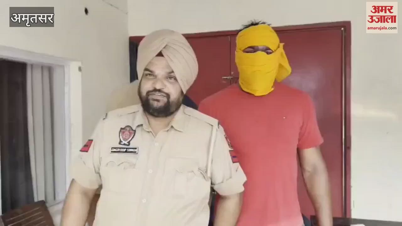 Rural police arrested the accused of demanding extortion from a doctor in Amritsar