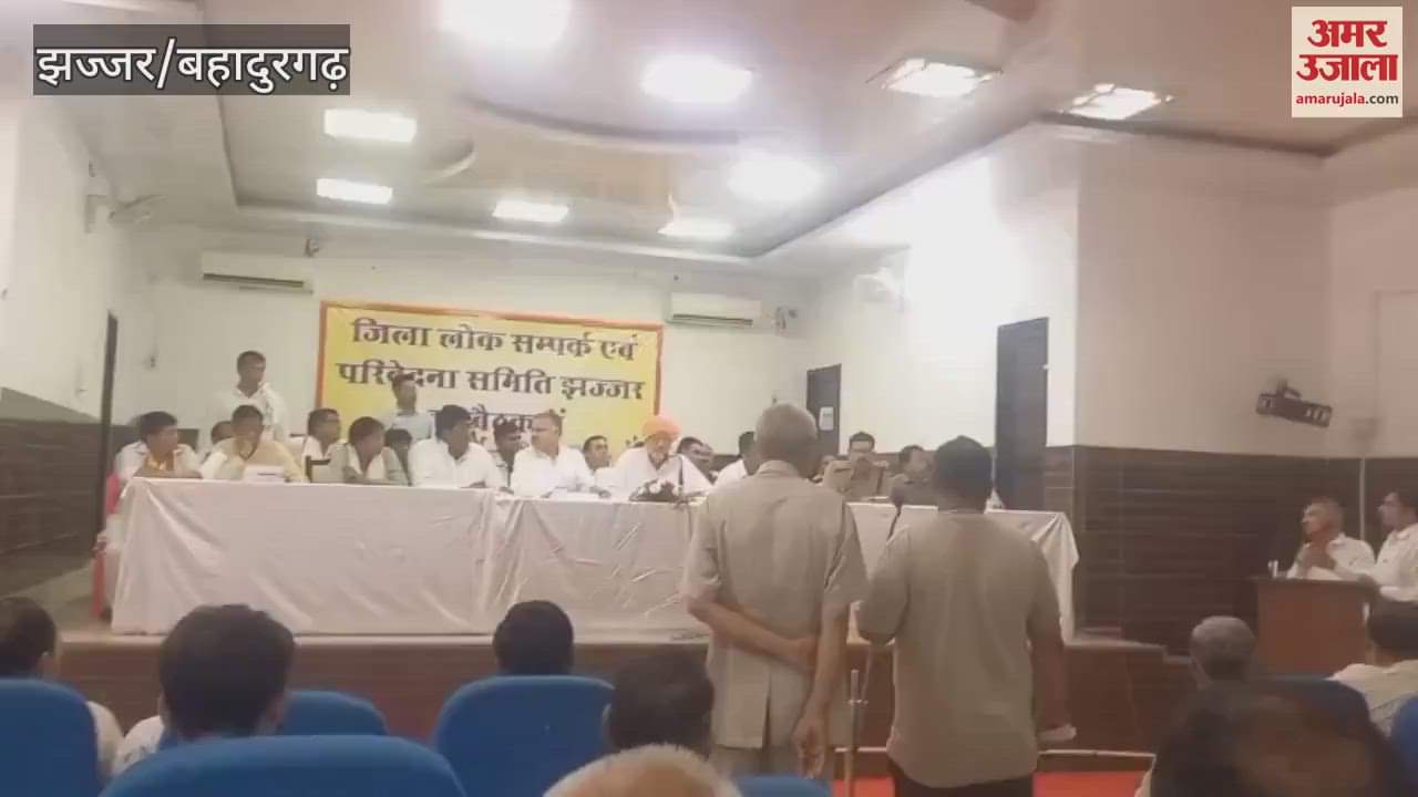 Factory owner accused electricity officials of taking bribe