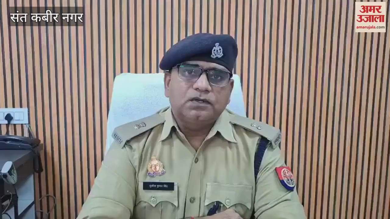 Cousin brothers killed a young man by hitting him with a sickle in a dispute over using a mobile phone