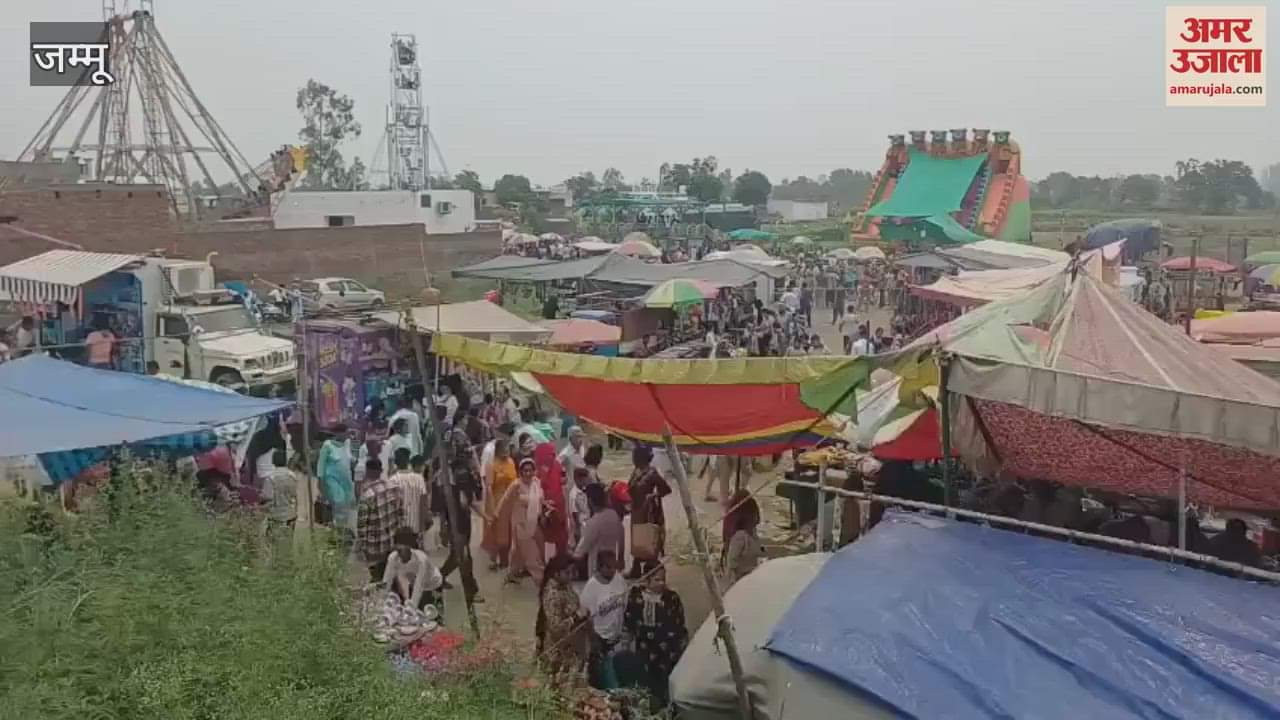 Annual fair at Baba Harapir's dargah in the border village Sai, thousands of devotees took blessings