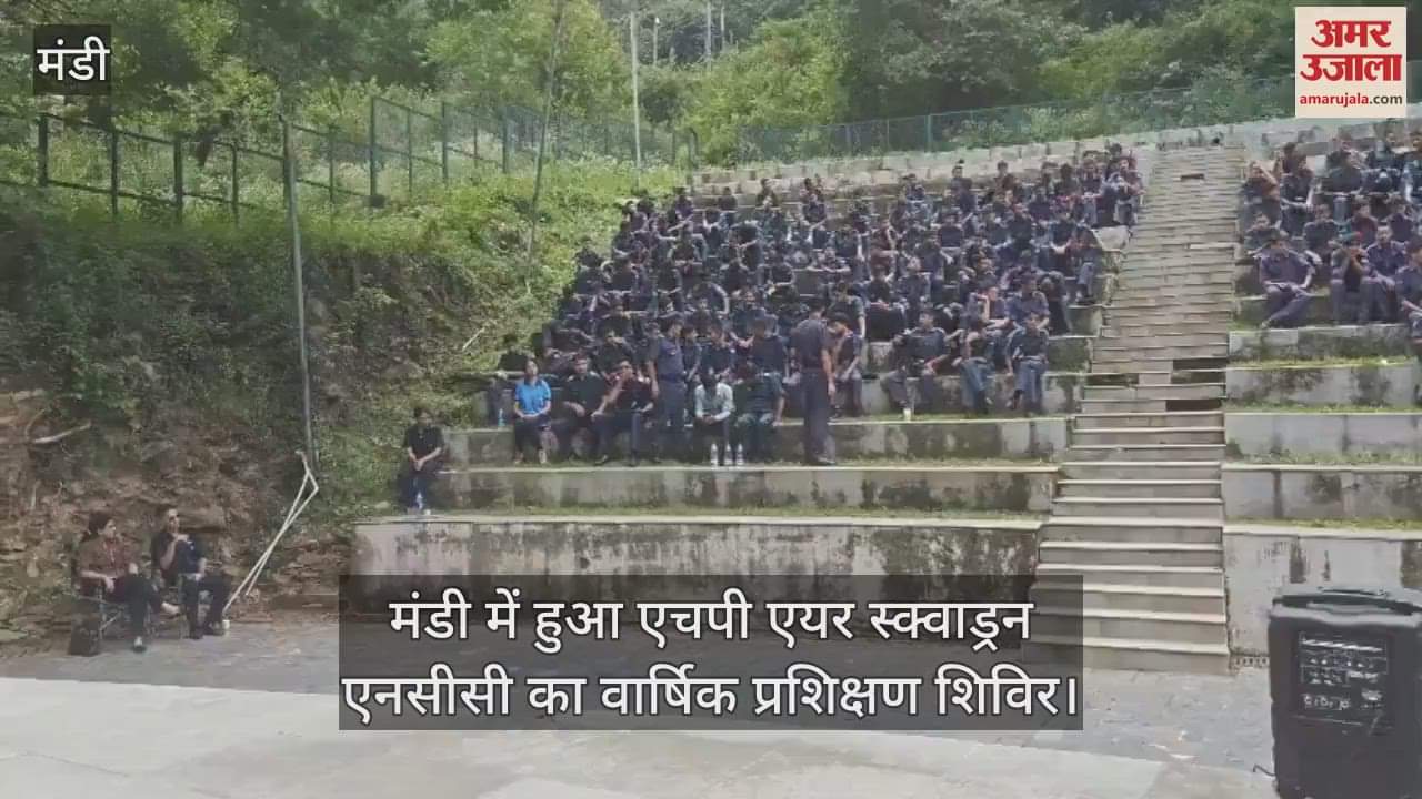 Mandi: Wing Commander Isha gave a motivational lecture in the NCC camp during the annual training camp