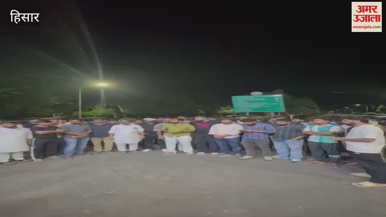 Students released a video at 1 am in Hisar, reached the protest site and said that there was an attempt to mislead us for 3 hours in the name of talks
