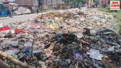Roadside garbage becomes problem for people