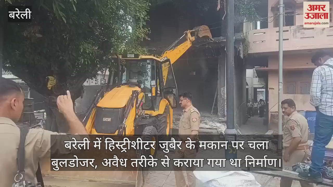 Bulldozer runs on the house of history sheeter in Bareilly