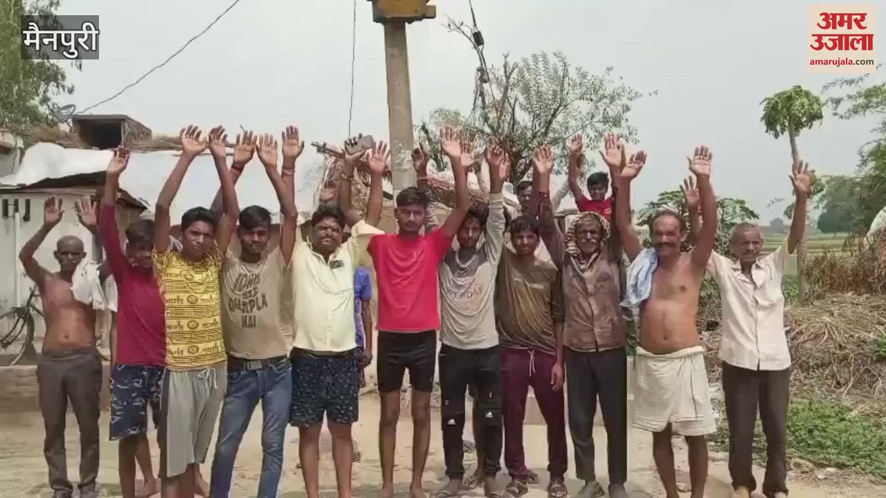 Transformer lying broken in Mainpuri's village Kakawai for seven days, villagers facing huge problems