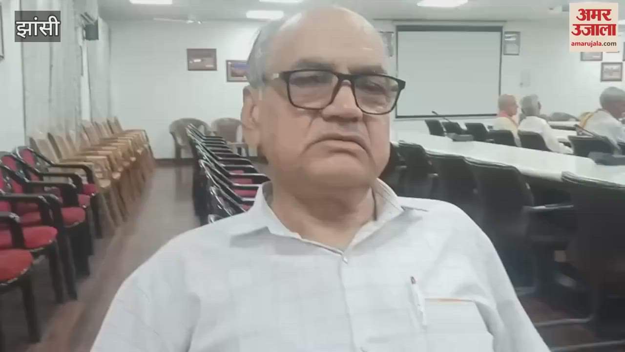 Pain of Emergency: 'jailed in 12th standard, came from prison in a closed vehicle and gave practical and board exams'