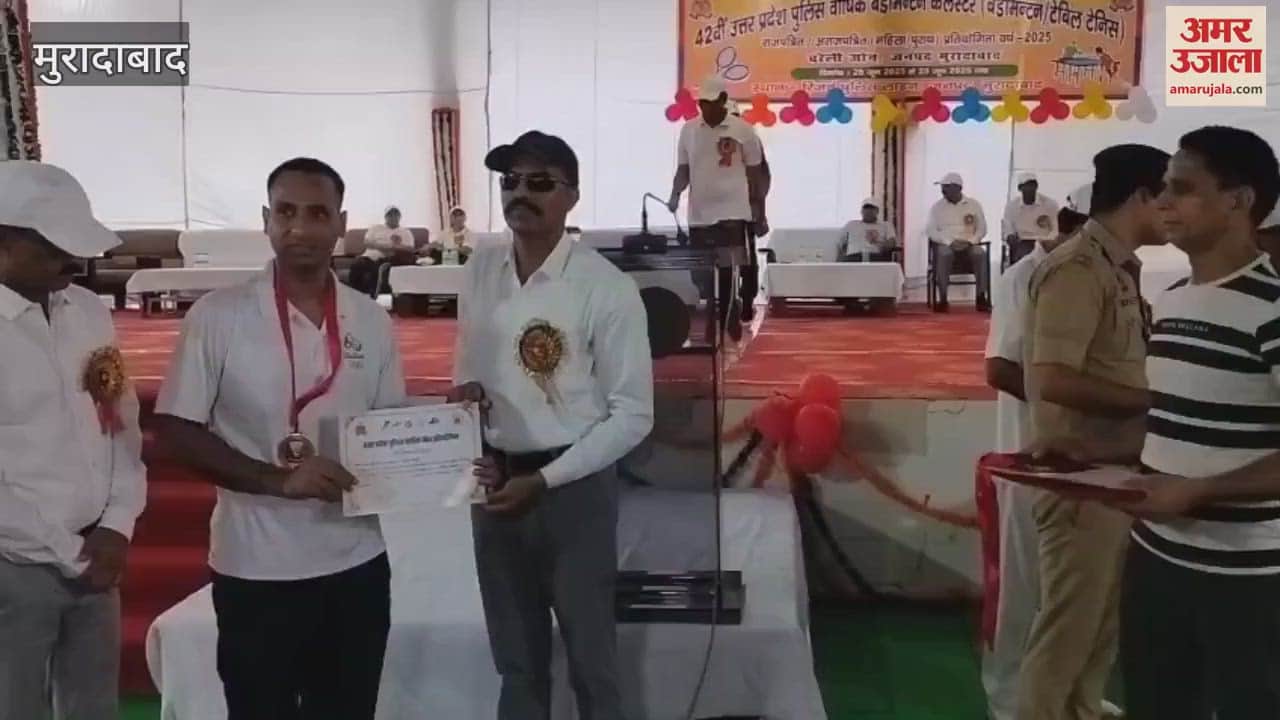 Badminton and table tennis competition organized in Moradabad Police Line, Meerut and PAC won
