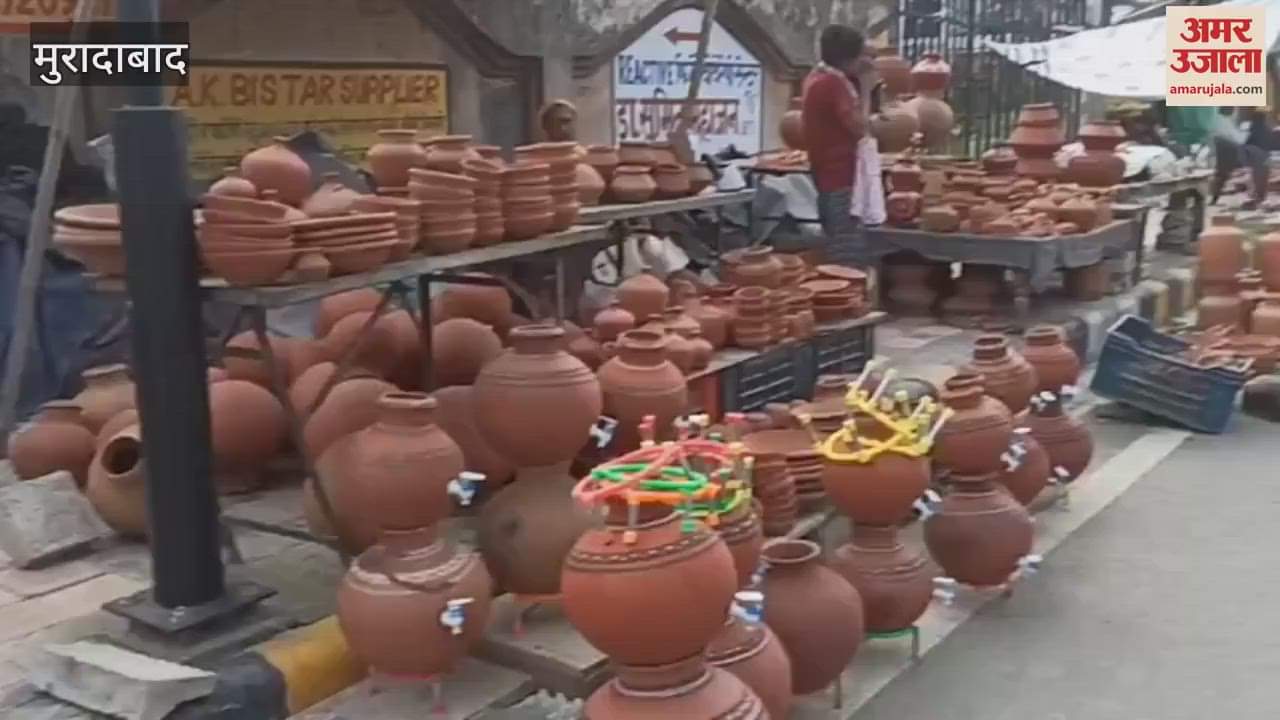 Traditional pottery market set up on Ramganga Vihar Ashiana Road, people's interest increased