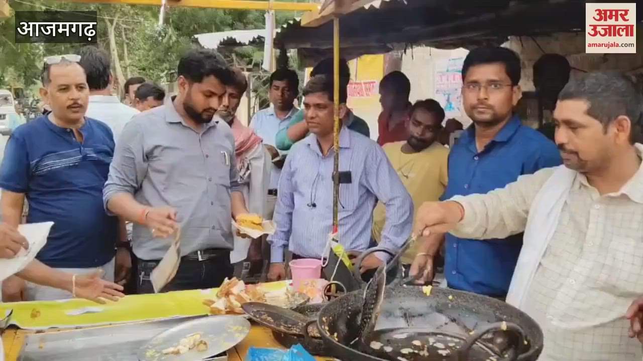 Electricity employees fried pakoras in protest against privatisation and issued warning