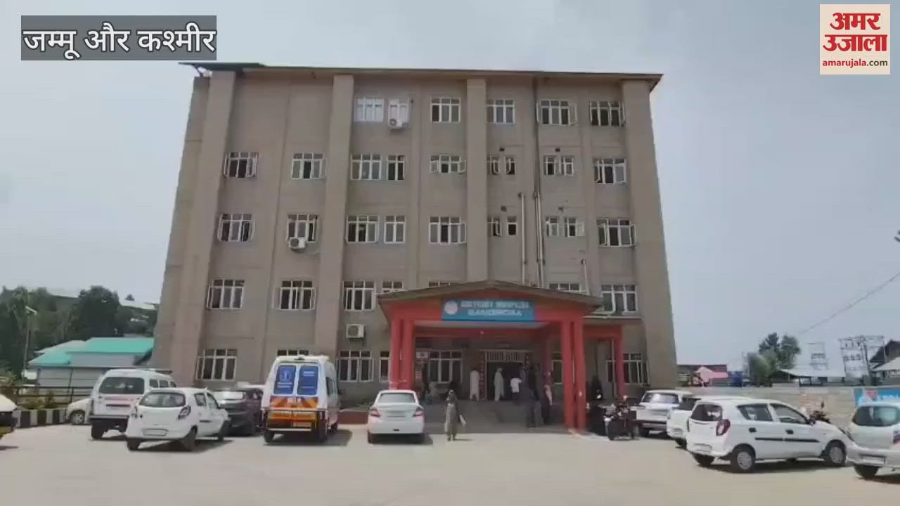 n a significant boost to public healthcare services, the Deputy Commissioner Bandipora, Manzoor Ahmad Qadri, inaugurated a state-of-the-art multi-use Ultrasonography (USG) machine at the District Hospital Bandipora.