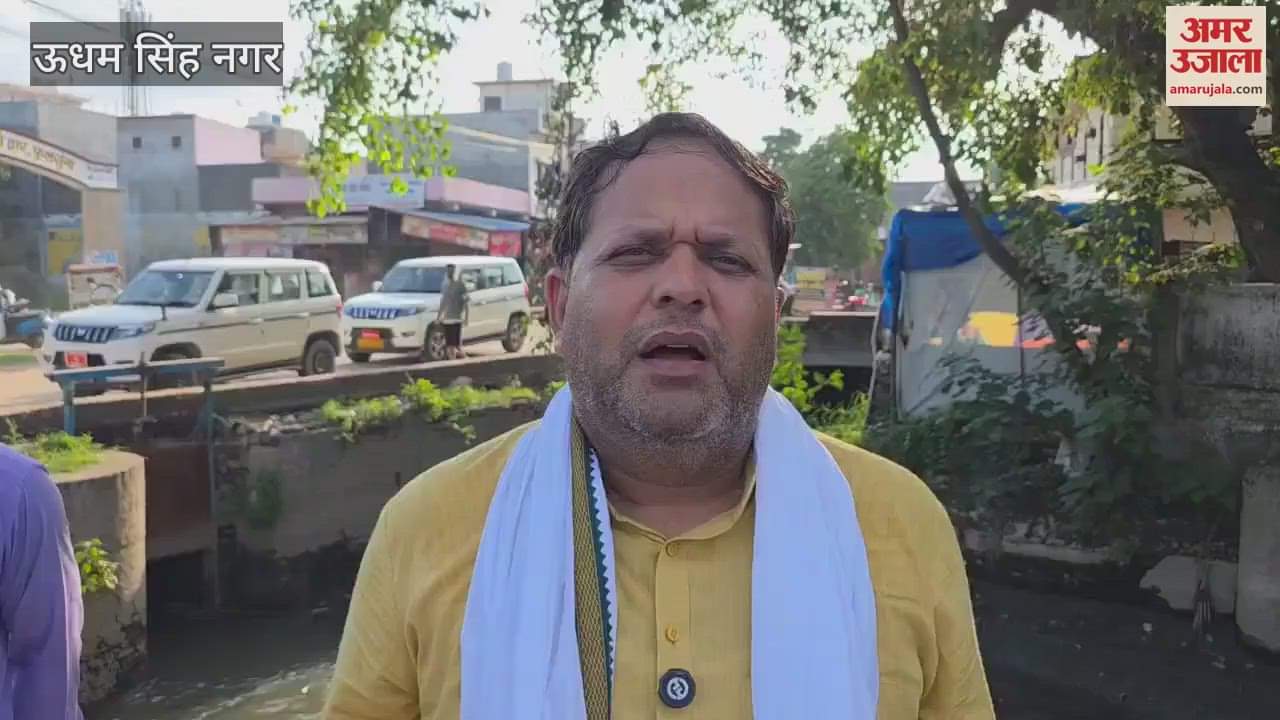 Mayor Vikas Sharma along with officials conducted a field inspection of the waterlogged areas in rudrapur