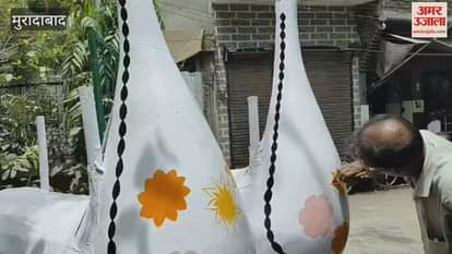 Preparations for Moharram, Mahfooz Ali painting huris in Peer Gaib Mohalla